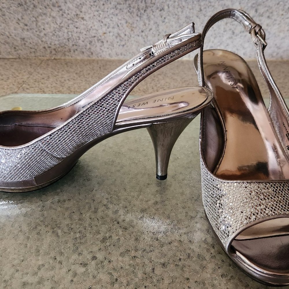 Womens Nine West Sharina Silver Sparkle Dress Shoes Size 7M